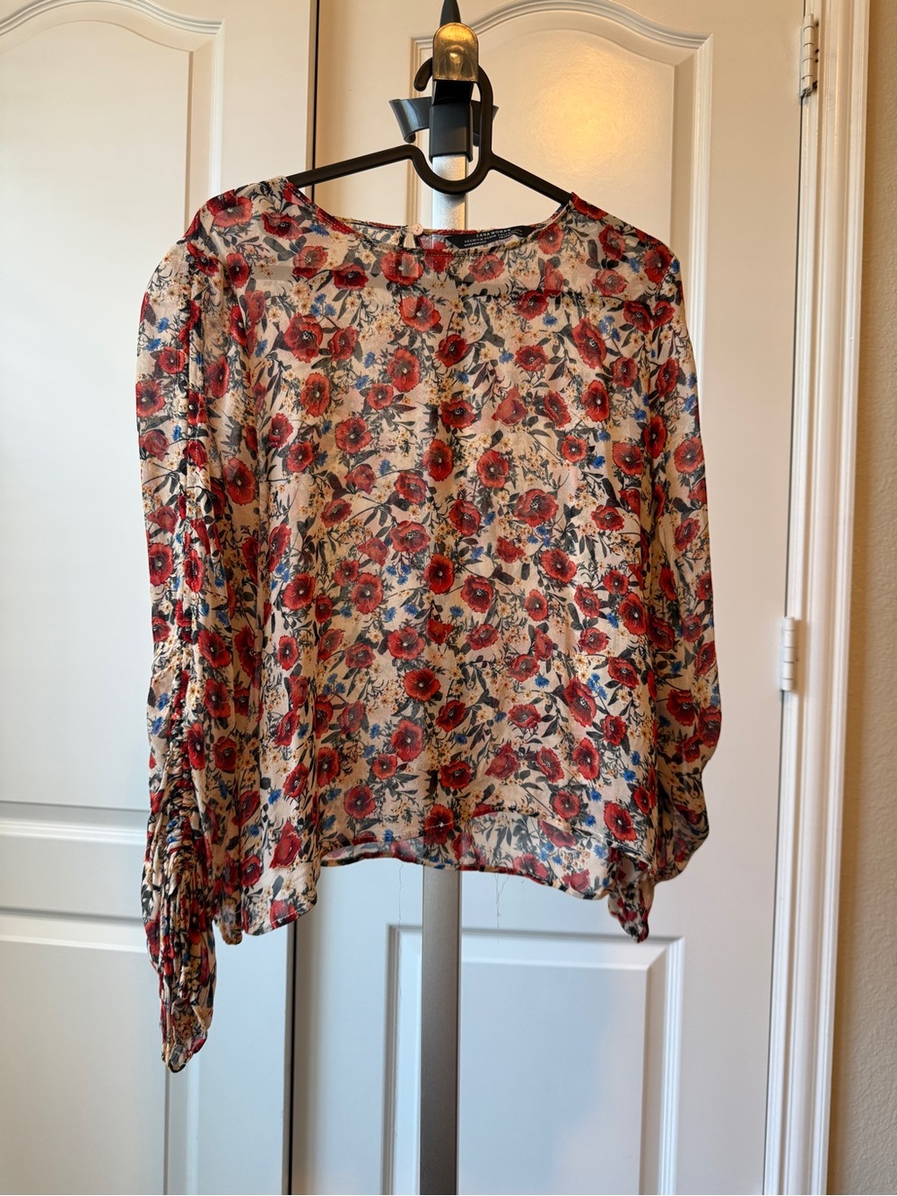 Zara Floral Long-Sleeve Blouse in Cream and Red